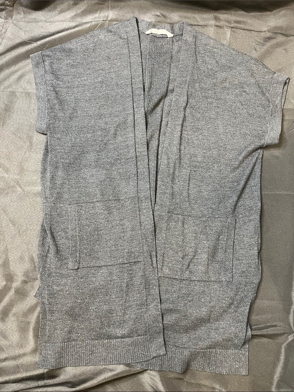 Athleta Charcoal grey Lightweight Short-Sleeve Open Cardigan relaxed medium